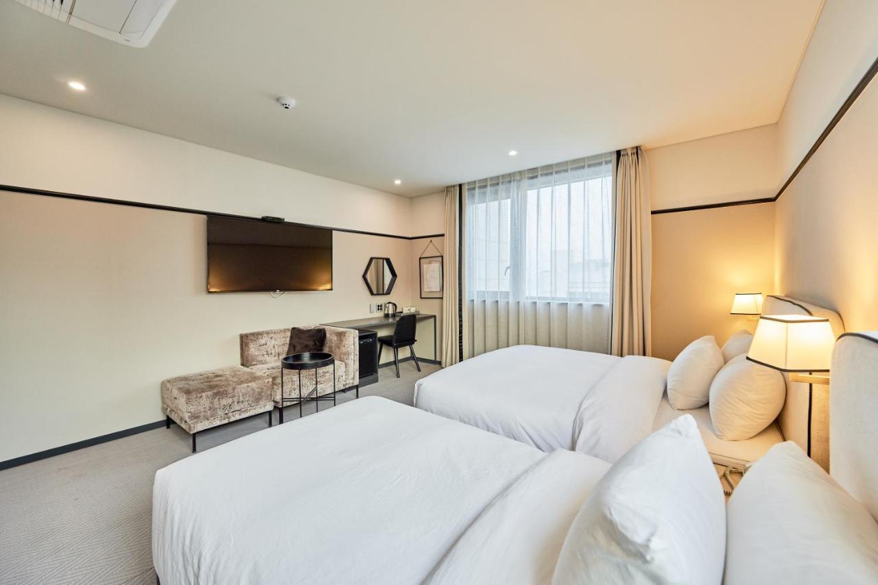 Brown Dot Hotel Songjung Пусан Екстер'єр фото