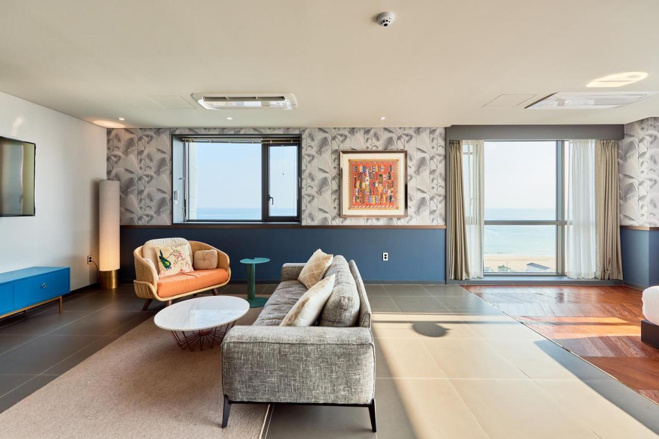 Brown Dot Hotel Songjung Пусан Екстер'єр фото