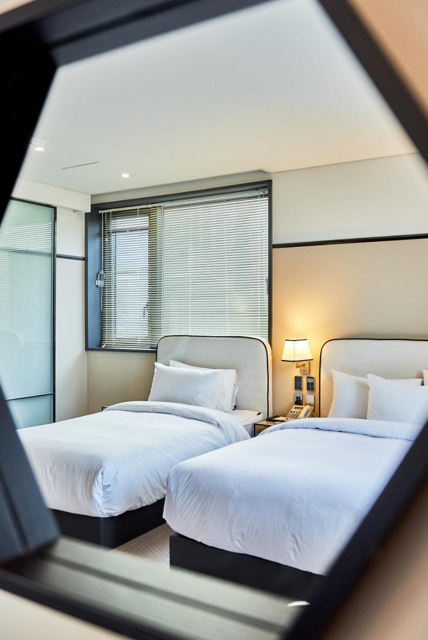 Brown Dot Hotel Songjung Пусан Екстер'єр фото