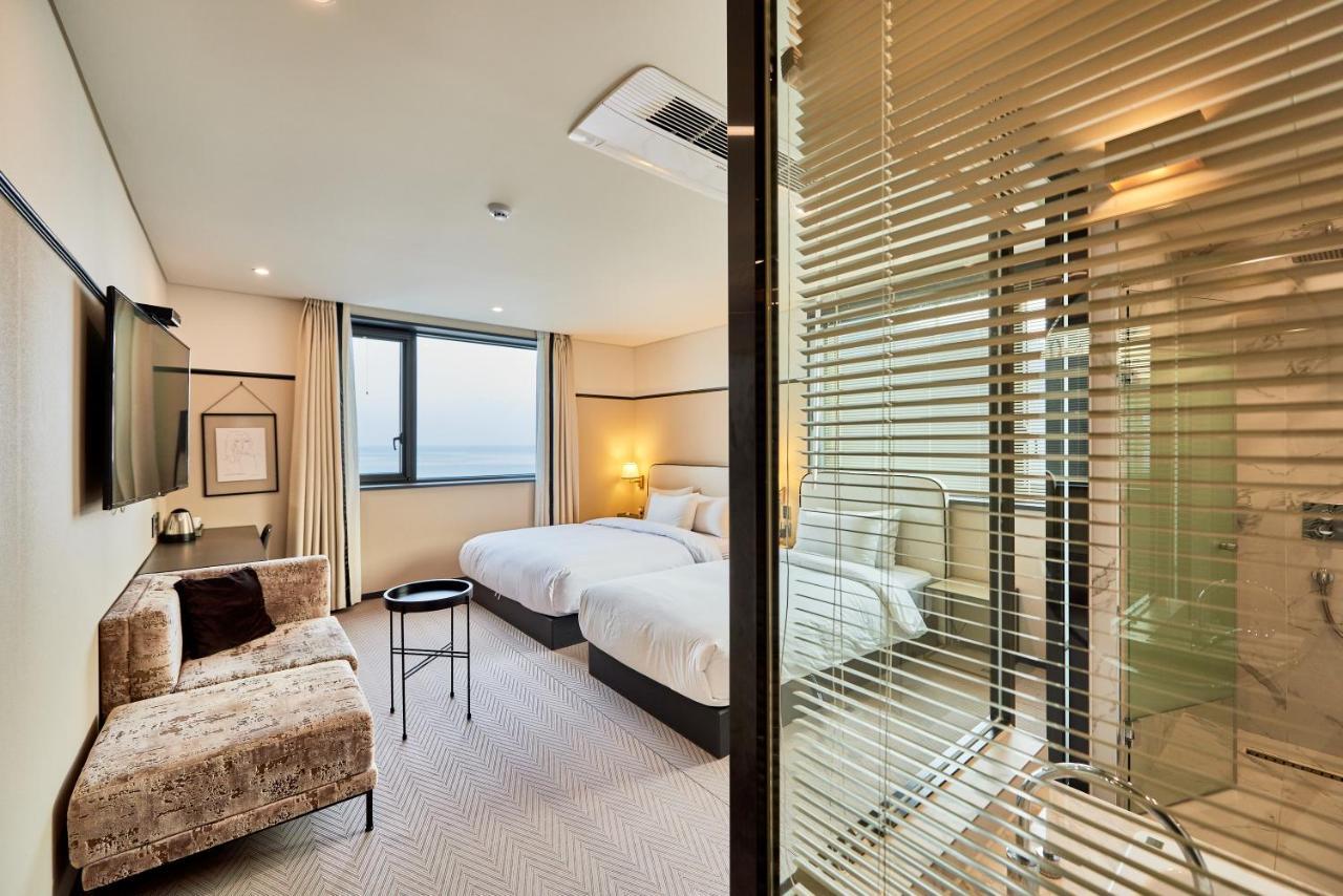 Brown Dot Hotel Songjung Пусан Екстер'єр фото