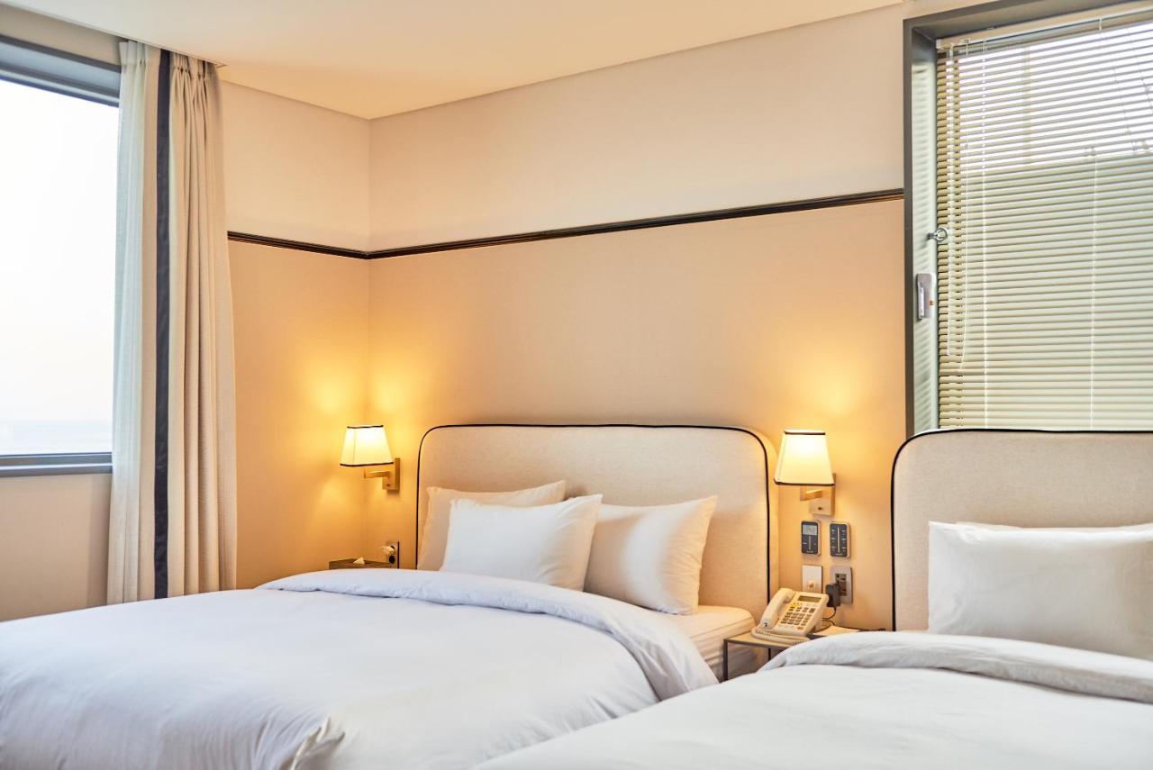 Brown Dot Hotel Songjung Пусан Екстер'єр фото