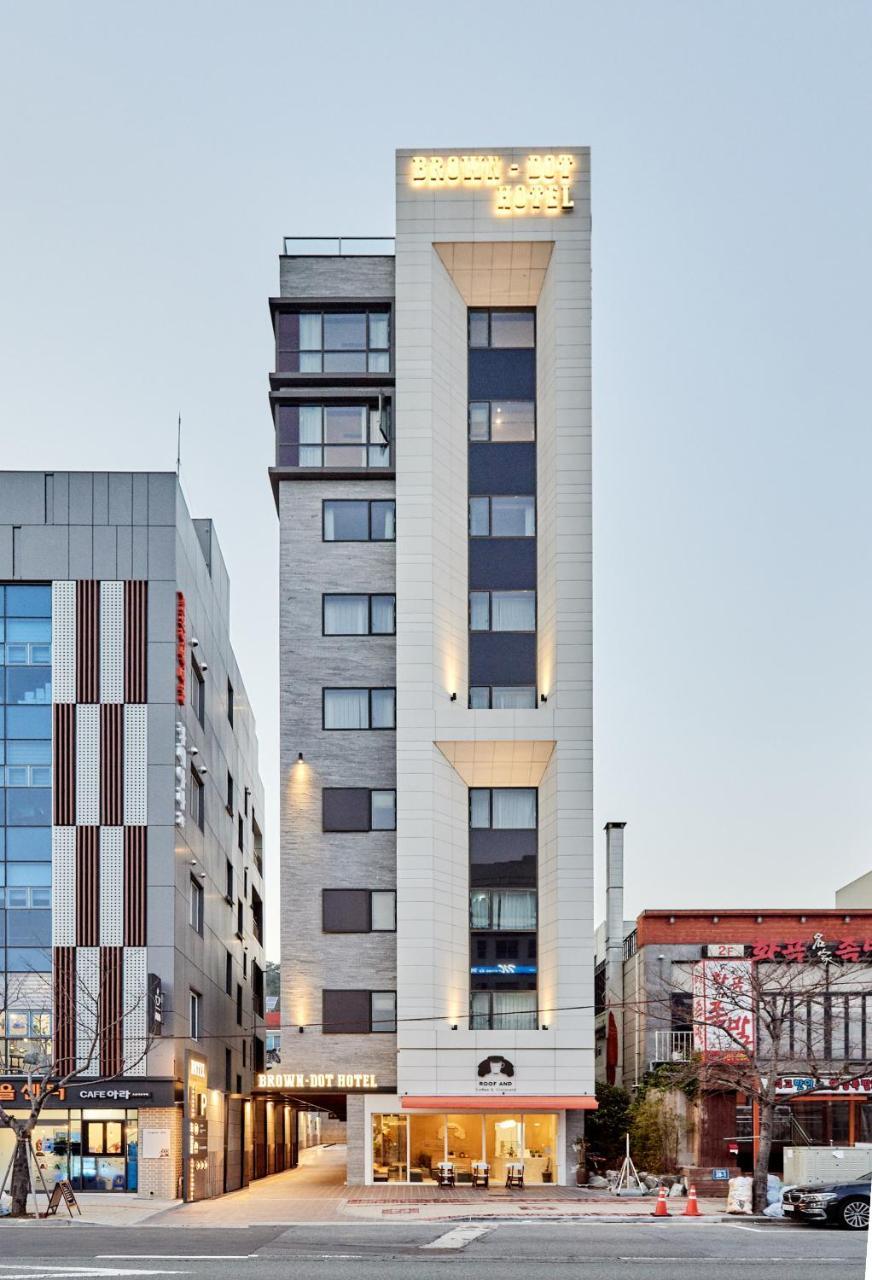 Brown Dot Hotel Songjung Пусан Екстер'єр фото