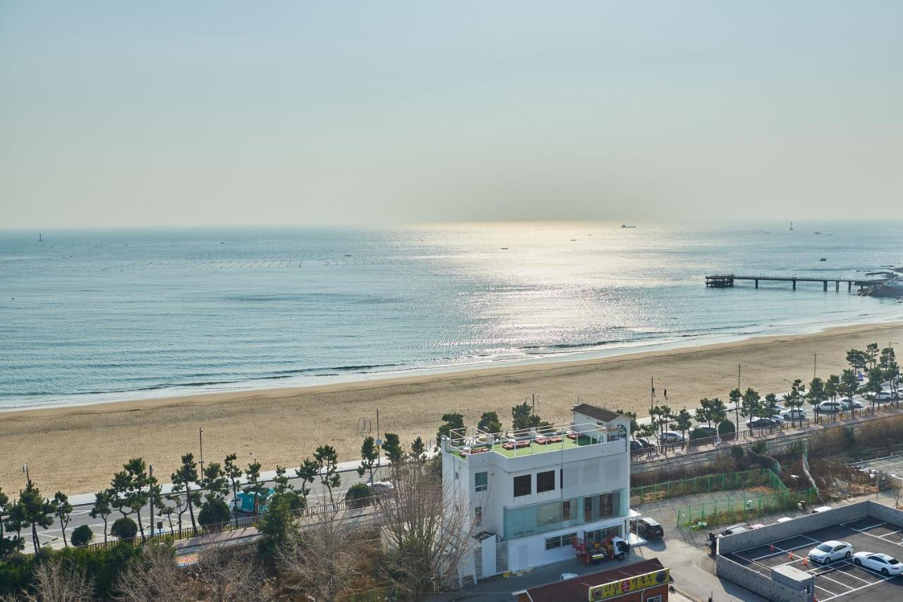 Brown Dot Hotel Songjung Пусан Екстер'єр фото
