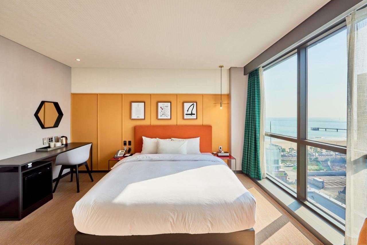 Brown Dot Hotel Songjung Пусан Екстер'єр фото